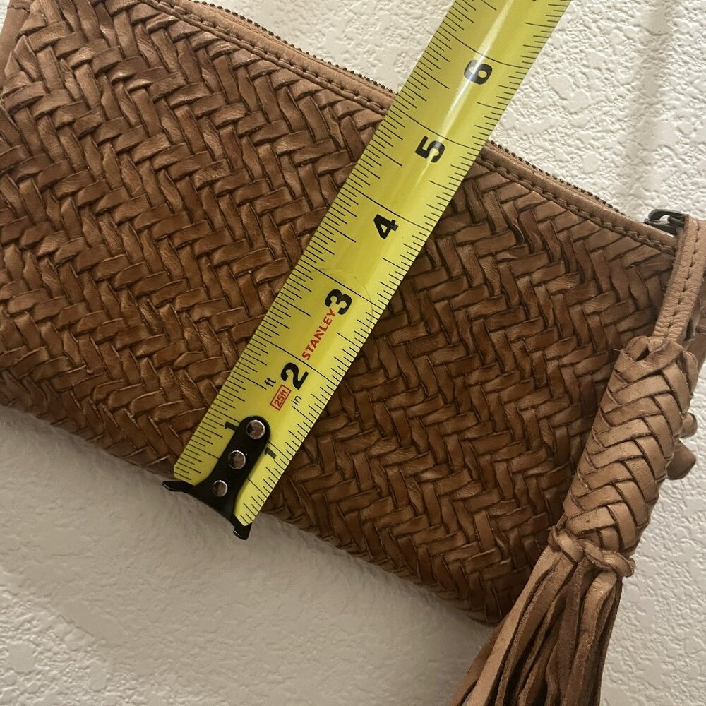 Marta Ponti Saddle Tan Woven Shoulder Cross Body Bag with Fringe Zipper Pull - Picture 5 of 6